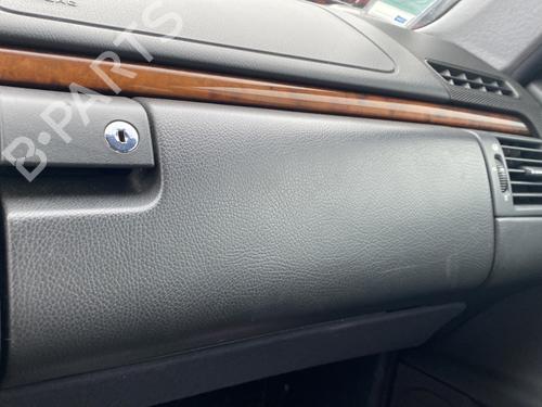 Dashboardkastje MERCEDES-BENZ E-CLASS (W210) E 270 CDI (210.016) (170 hp) 31271223