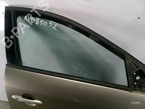 Used Front right door window Front right door window 25695782 25695782