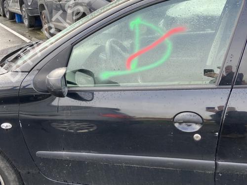 Used Front left door window PEUGEOT 206+ (2L_, 2M_) 1.1 (60 hp) 25672288