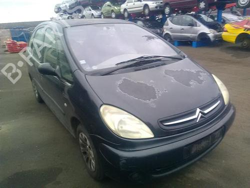 Left headlight CITROËN XSARA PICASSO (N68) 2.0 HDi | BP25696217C28 