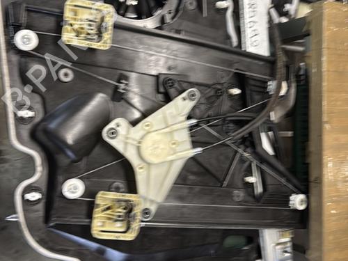 front-left-window-mechanism-ford-kuga-iii-dfk-2019-29249373 main image