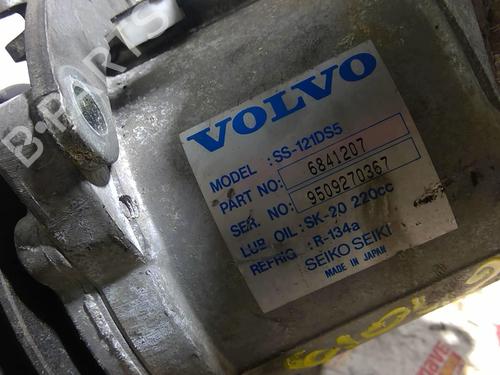 Used AC compressor VOLVO 940 II (944) 2.3 ti (135 hp) 25699851