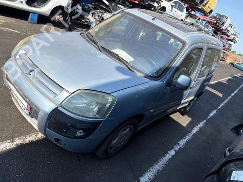Used Left headlight Left headlight 37023756 37023756