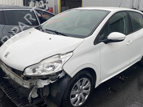 Used Left front fenders PEUGEOT 208 I (CA_, CC_) 1.5 BlueHDI 100 (102 hp) 32165123