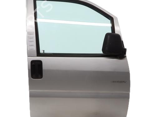 Used Right front door CITROËN JUMPY I (U6U_) 2.0 HDi 110 (109 hp) 25691767