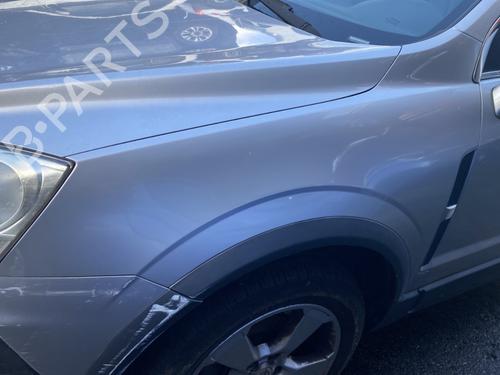 Used Left front fenders OPEL ANTARA A (L07) 2.0 CDTI 4x4 (150 hp) 32044658