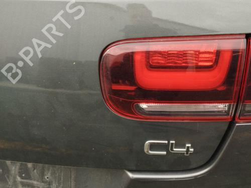 Used Right tailgate light Right tailgate light CITROËN C4 CACTUS 1.2 THP 110 (110 hp) 35926775 35926775