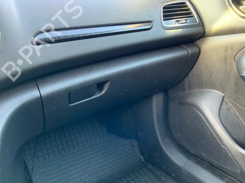 Used Glove box Glove box RENAULT MEGANE IV Hatchback (B9A/M/N_) 1.5 dCi 110 (B9A3) (110 hp) 39689945 39689945