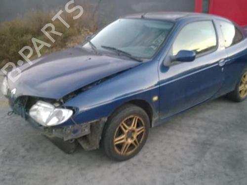 Used Parts RENAULT MEGANE I Coach (DA0/1_) 2.0 i 2540889