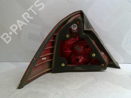 Høyre baklys FORD MONDEO III (B5Y) 2.0 16V TDDi / TDCi (115 hp) 25689285