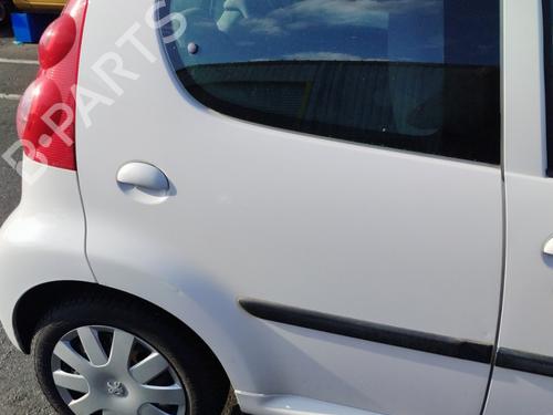 Used Right rear door Right rear door PEUGEOT 107 (PM_, PN_) 1.4 HDi (54 hp) 34414916 34414916