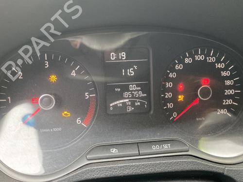 Used Instrument cluster VW POLO V (6R1, 6C1) 1.2 TDI (75 hp) 25675701