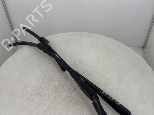 front-windshield-wiper-arm-renault-4-2025-32067952 main image