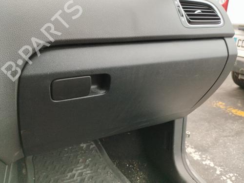 Porta-luvas Porta-luvas VW POLO V (6R1, 6C1) [2009-2022] 35926964 35926964