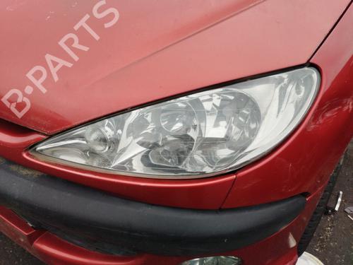 Used Left headlight Left headlight PEUGEOT 206 CC (2D) 1.6 16V (2DNFUF, 2DNFUR) (109 hp) 35926896 35926896