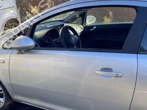 Used Left front door OPEL CORSA D (S07) 1.3 CDTI (L08, L68) (90 hp) 25691927