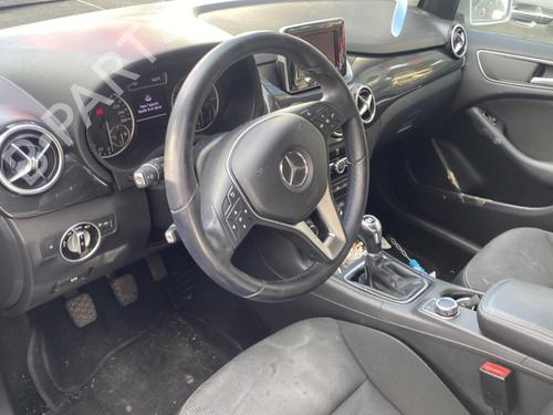 Used Steering wheel Steering wheel MERCEDES-BENZ B-CLASS Sports Tourer (W246, W242) B 180 CDI (246.200) (109 hp) 25681948 25681948