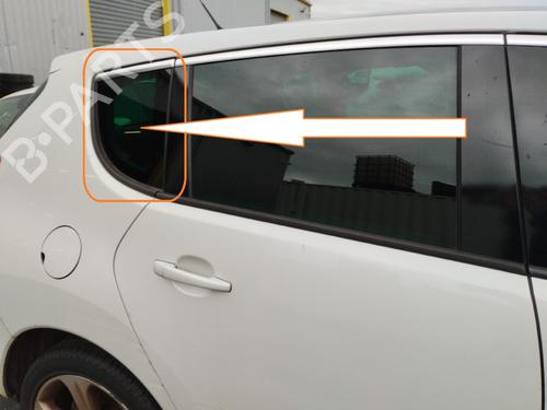 Used Rear right quarter glass Rear right quarter glass 35806606 35806606