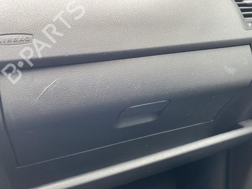 Used Glove box VW POLO (9N_, 9A_) 1.2 12V (64 hp) 25812410