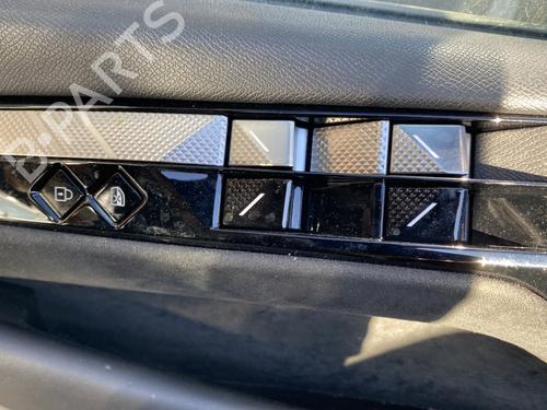 Used Left front window switch DS DS 4 II (FR_, FB_, F3_) E-TENSE 225 (F3DGZT) (224 hp) 27259860