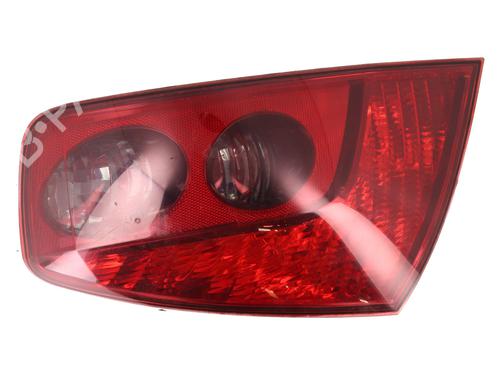 Used Right taillight PEUGEOT 407 (6D_) 2.0 16V (6DRFJC, 6DRFJE, 6DRFJF) (140 hp) 25672852
