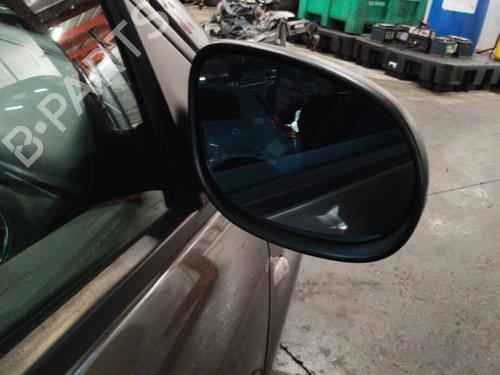 Used Right mirror Right mirror 25678989 25678989
