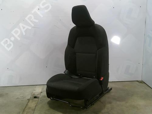 Right front seat RENAULT CLIO V (B7_) 1.5 Blue dCi 85 (B7AG) | BP25688628C16 
