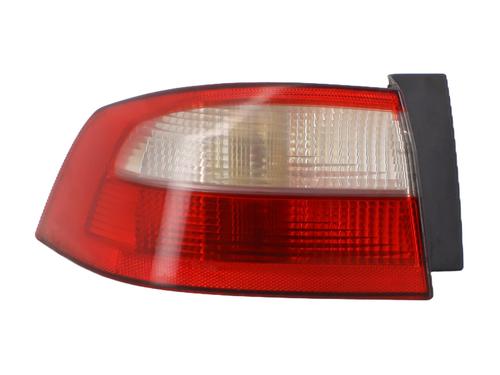 Used Left taillight RENAULT LAGUNA II (BG0/1_) 1.9 dCi (107 hp) 25719524