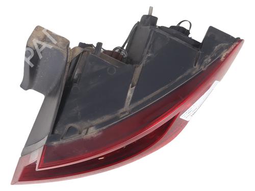 right-taillight-renault-megane-iv-hatchback-b9amn_-2015-39689923 main image