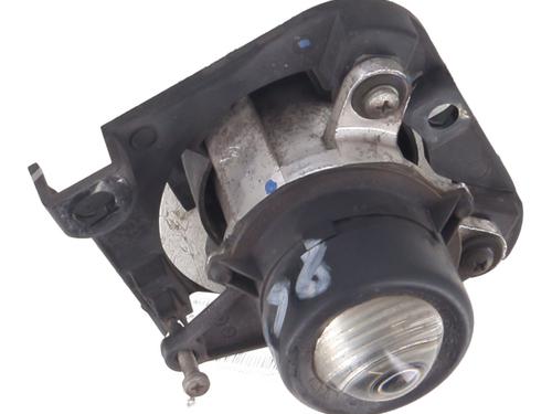 right-front-fog-light-fiat-grande-punto-199_-2005-32777675 main image