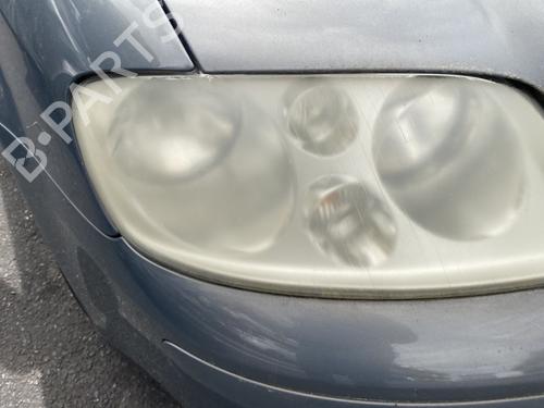 Used Right headlight VW TOURAN (1T1, 1T2) 2.0 TDI (136 hp) 26240813