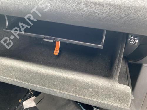 Used Glove box Glove box VW PASSAT B6 (3C2) 2.0 TDI 16V (140 hp) 25686776 25686776