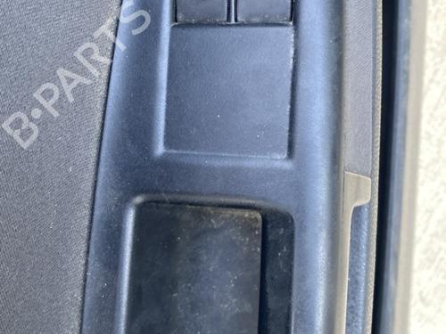 Fensterheberschalter links vorne für VW POLO (9N_, 9A_) 1.4 TDI (70 hp) 28102478