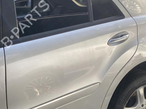 Used Left rear door MERCEDES-BENZ M-CLASS (W164) ML 320 CDI 4-matic (164.122) (224 hp) 26689055