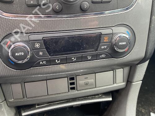 Climate control FORD FOCUS II Turnier (DA_, FFS, DS) 1.8 TDCi | BP25682572I5 
