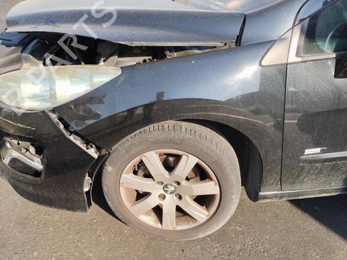 Used Left front fenders Left front fenders 37613043 37613043