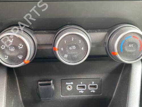 Right tailgate light RENAULT CLIO V (B7_) 1.5 Blue dCi 85 (B7AG) | BP25688680C80  - Image 71