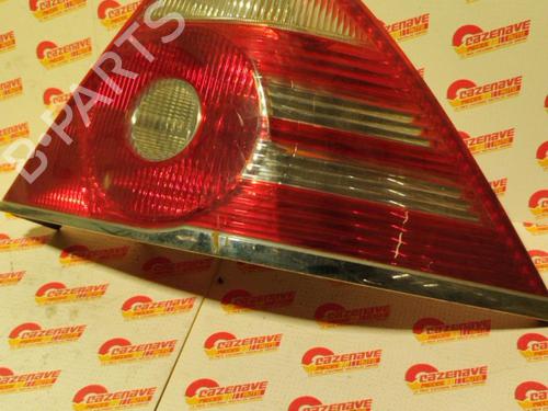 Used Lamp holder FORD MONDEO III (B5Y) 2.0 16V TDDi / TDCi (115 hp) 27565956