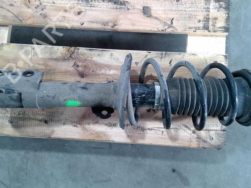 Used Right front shock absorber TOYOTA YARIS (_P13_) 1.4 D (NLP130_, NLP130) (90 hp) 25684086