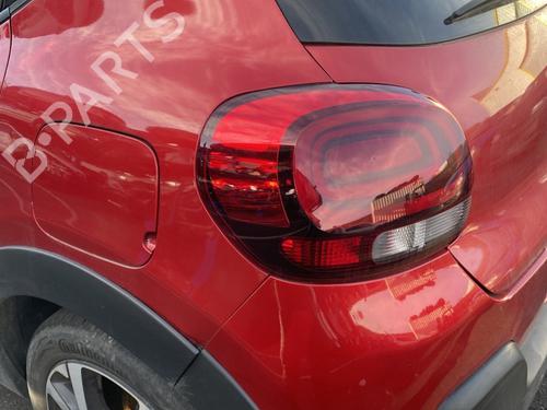 Used Left taillight CITROËN C3 III (SX) 1.2 THP 110 (SXHNPS, SXHNZT, SXHNZ6) (110 hp) 31018610