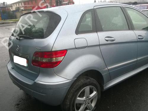 MERCEDES-BENZ B-CLASS Sports Tourer (W245)  B 200 CDI (245.208)  2539965