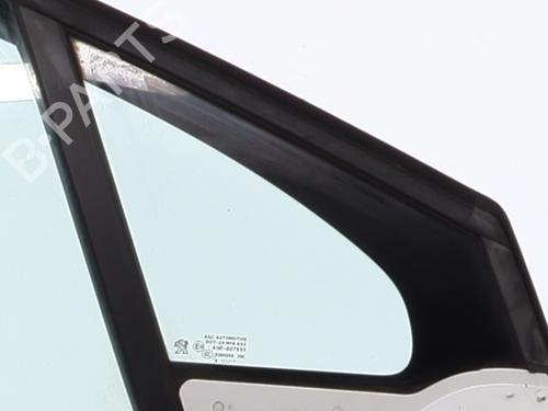 Front right window mechanism PEUGEOT 208 I (CA_, CC_) 1.2 VTI 82 | BP25679971C23 