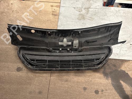 grill-peugeot-2008-i-cu_-2013-37527349 main image