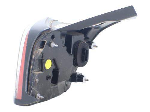 Right taillight TESLA MODEL Y (5YJY) Long Range All-wheel Drive | BP37750938C35 - Image 2