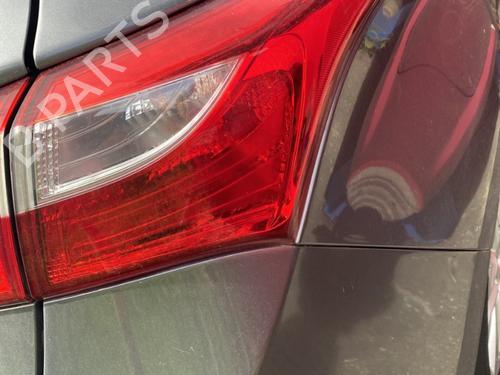 Feu arrière droit HYUNDAI i30 Estate (GD) 1.6 CRDi (110 hp) 29005337