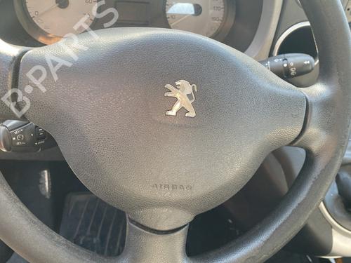 driver-airbag-peugeot-partner-tepee-2008-33945918 main image