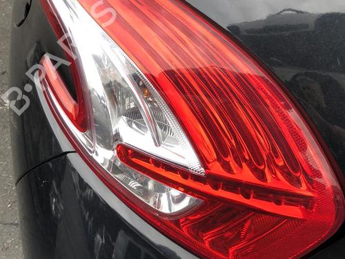 Used Lamp holder PEUGEOT 208 I (CA_, CC_) 1.4 HDi (68 hp) 25674802