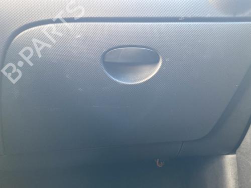 glove-box-seat-leon-1p1-2005-2006-2007-2008-2009-2010-2011-2012-2013-30677494 main image