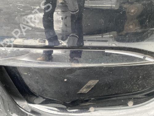 Right front fog light TESLA MODEL S (5YJS) EV AWD | BP25691859C31 - Image 1