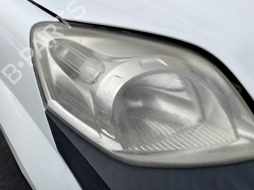 Højre forlygte Højre forlygte PEUGEOT BIPPER (AA_) 1.3 HDi 75 (75 hp) 33804449 33804449